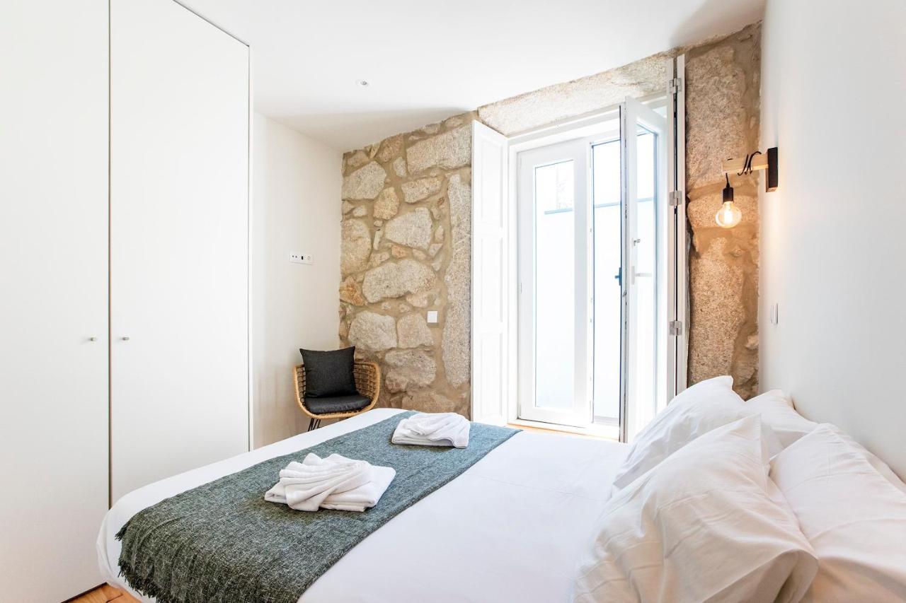 Central Studio W/ Pool, Ac & Patio By Lovelystay OOporto Exterior foto