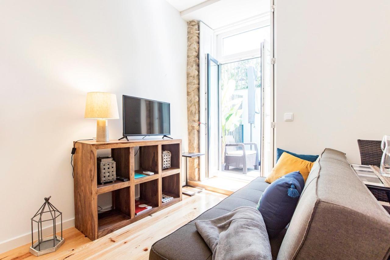 Central Studio W/ Pool, Ac & Patio By Lovelystay OOporto Exterior foto